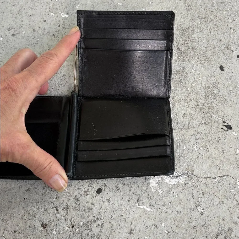Vintage Gucci folding money clip wallet